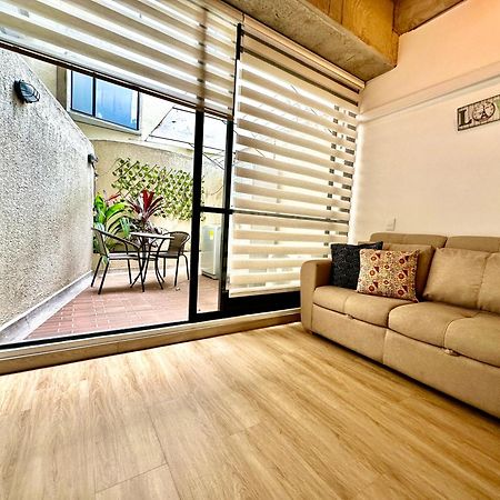 Prime Laureles Location With Air Conditioning Medellín Extérieur photo