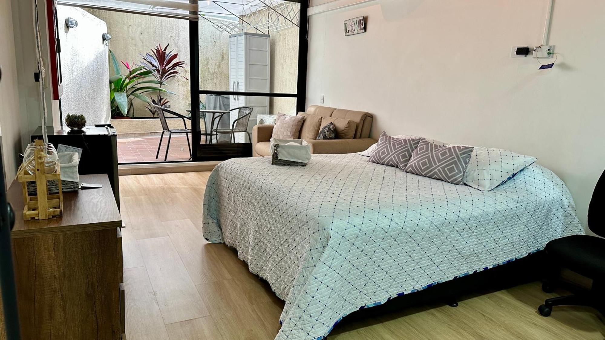 Prime Laureles Location With Air Conditioning Medellín Extérieur photo