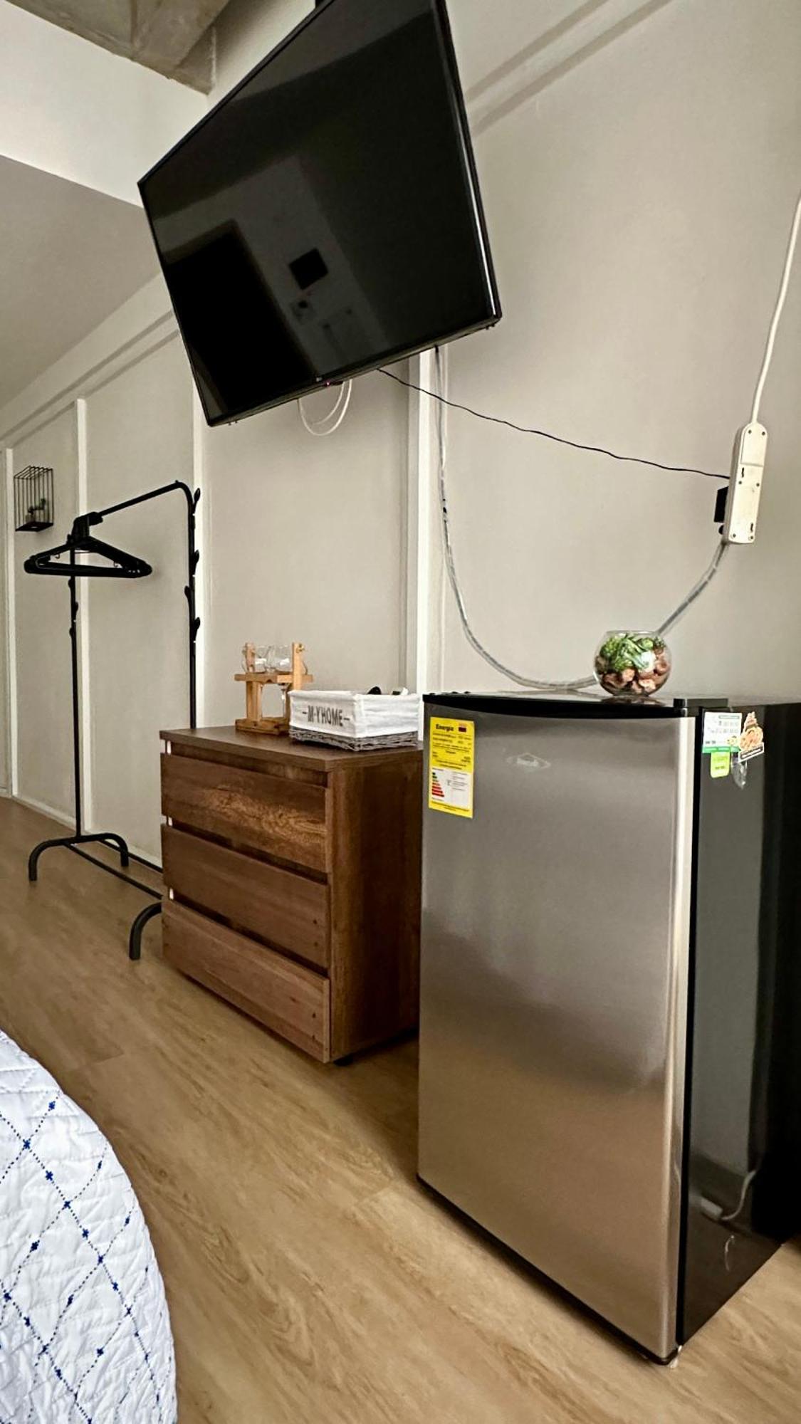 Prime Laureles Location With Air Conditioning Medellín Extérieur photo